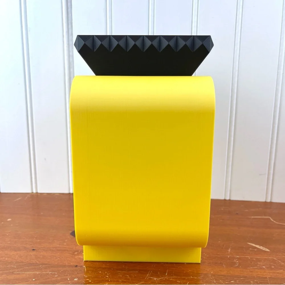 The Daka Planter, Planter with Stand, Indoor Flower Pot, Succulent